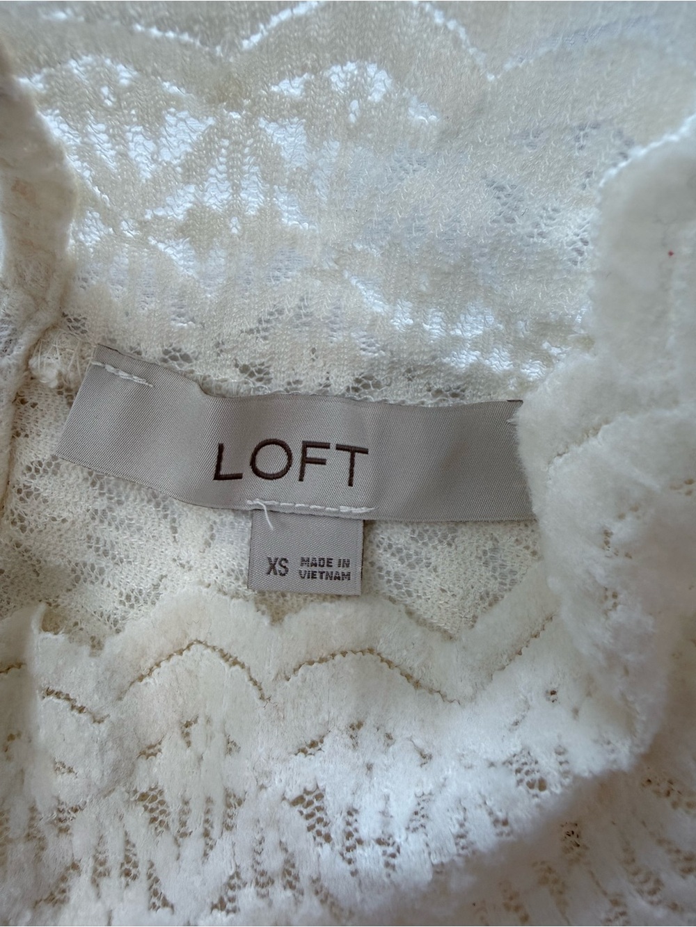LOFT Women's Cream Lace High-Neck Blouse - XS - Picture 3 of 4